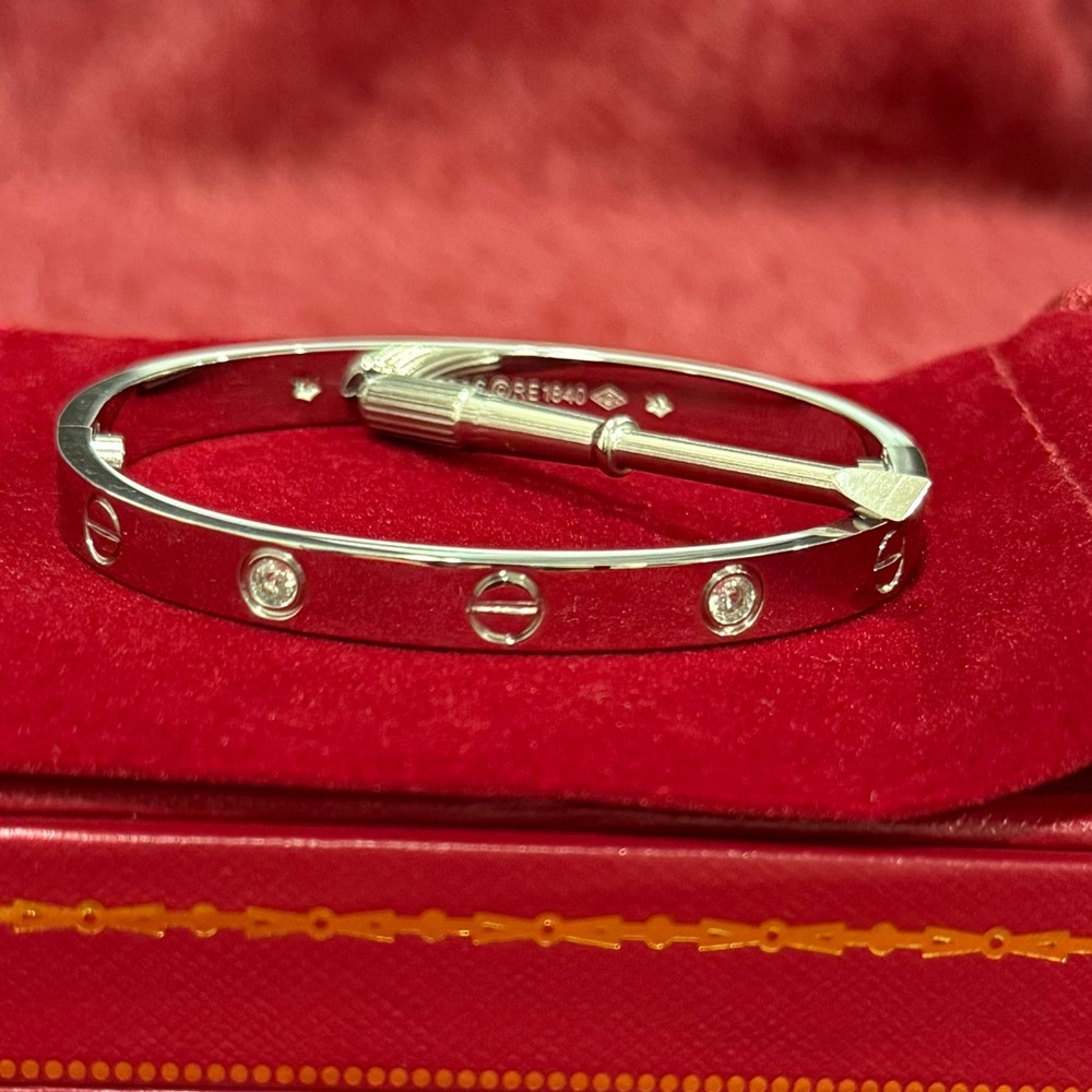 🌟New Gold Plated Stainless Steel Love Screw Driver Bracelet Bangle - Picture 4 of 8